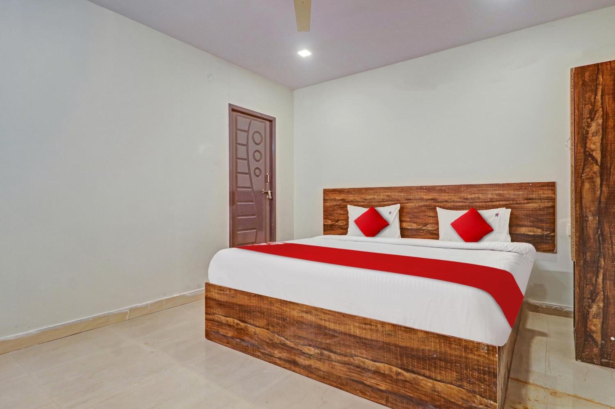 Hotel O R Square Inn Hyderabad Exterior foto